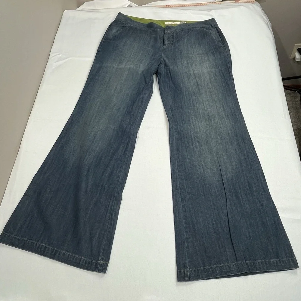 DKNY JEANS Trouser Jean Pants size‎ 14 Flare Leg Lightweight
